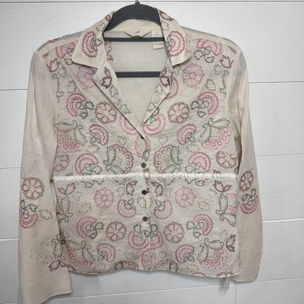J. Jill Cream floral Embroidered Blouse size 8 petite cottage core romantic